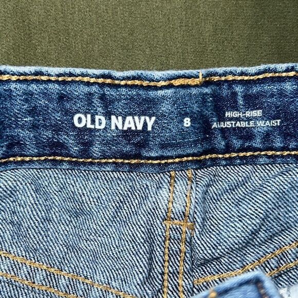 Girls Old Navy Jean Shorts (8) - Picture 2 of 3